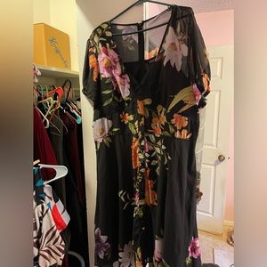 New knee/mid calf length fabulous floral